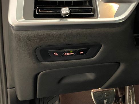 Certified 2025 BMW X5 xDrive40i w/ M Sport Package image 20