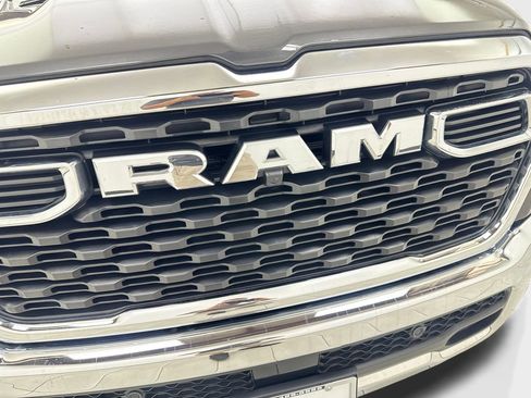 Used 2025 RAM 1500 Big Horn AWD/4WD image 27