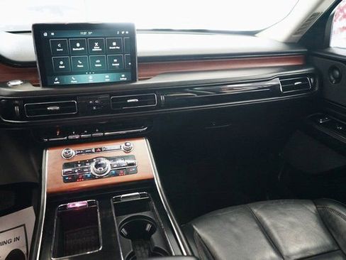 Used 2021 Lincoln Aviator Reserve image 13