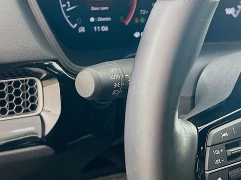 Used 2025 Honda Civic Sport image 13