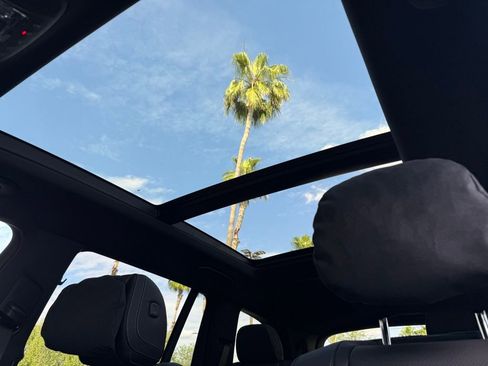 New 2026 Mercedes-Benz GLS 450 4MATIC image 2