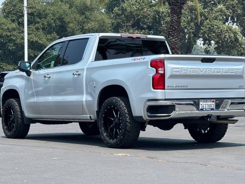 Used 2020 Chevrolet Silverado 1500 LTZ w/ LTZ Plus Package AWD/4WD image 5