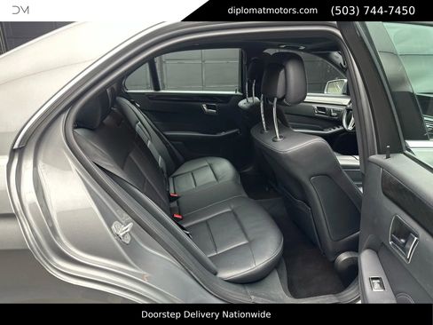 Used 2015 Mercedes-Benz E 350 Sedan image 23