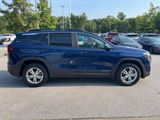 Used 2022 GMC Terrain SLE w/ Driver Convenience Package image 6