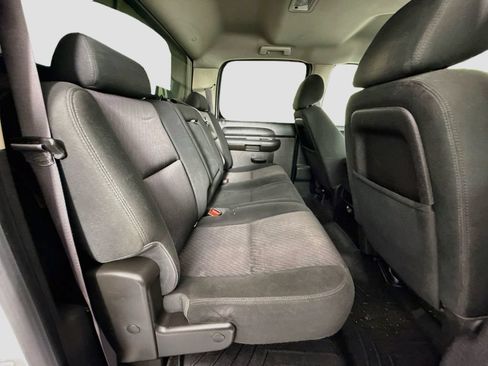 Used 2013 Chevrolet Silverado 2500 LT w/ Interior Plus Package AWD/4WD image 22