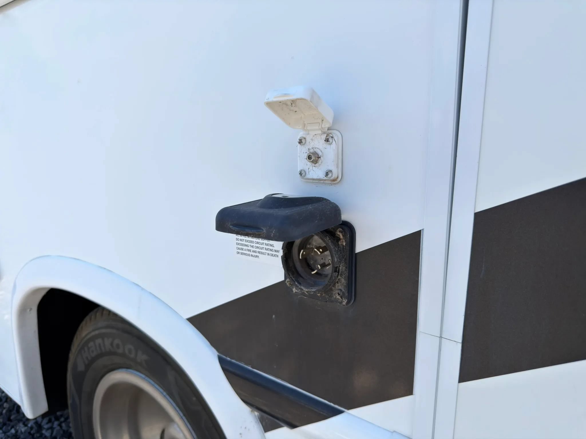 Used 2019 Ford E-350 and Econoline 350 Super Duty w/ Motorhome Prep Package RWD image 3