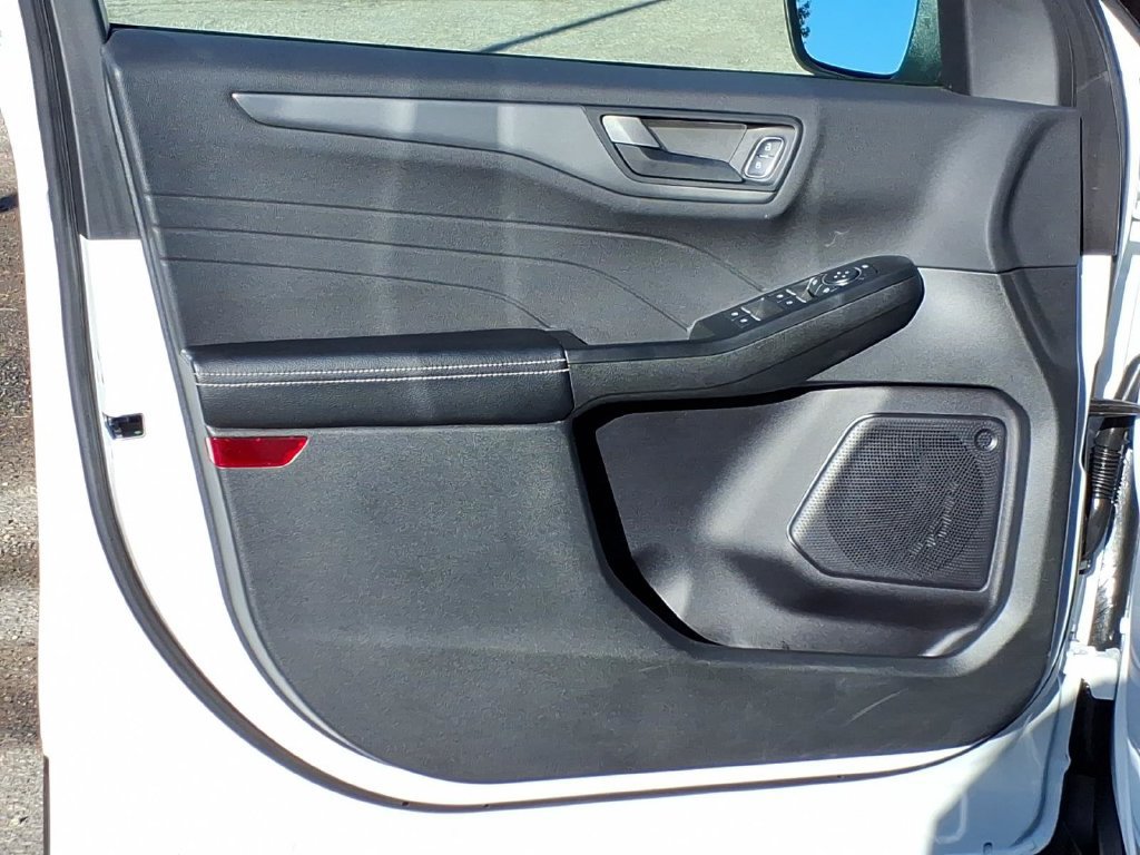 Used 2023 Ford Escape Active AWD/4WD image 13
