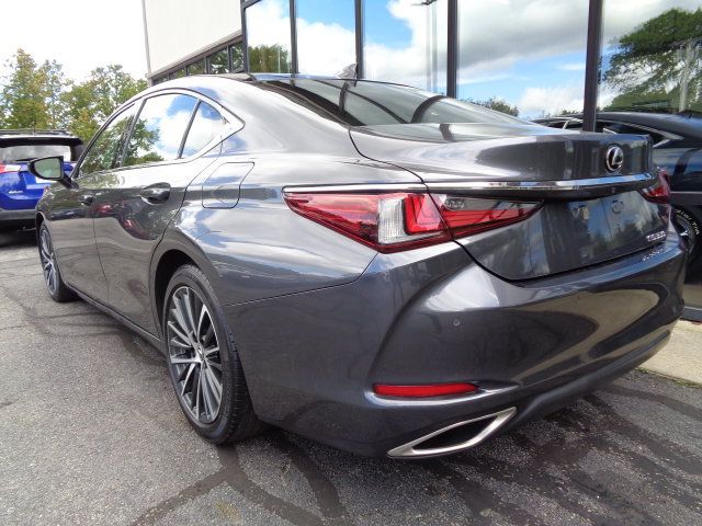Used 2022 Lexus ES 350 w/ Premium Package FWD image 7