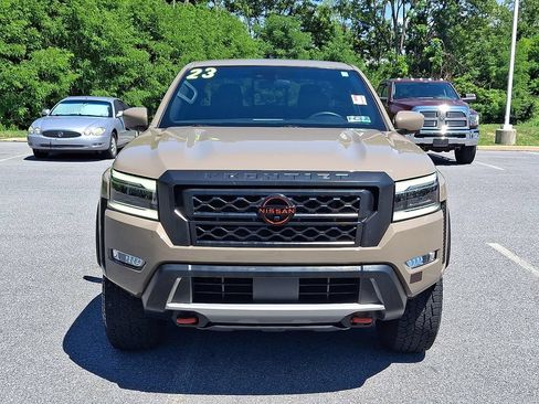 Used 2023 Nissan Frontier PRO-4X w/ Pro Convenience Package AWD/4WD image 2