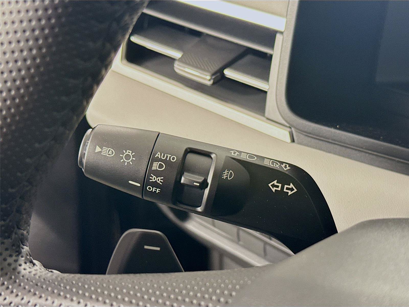 New 2026 Mitsubishi Outlander SE AWD/4WD image 5