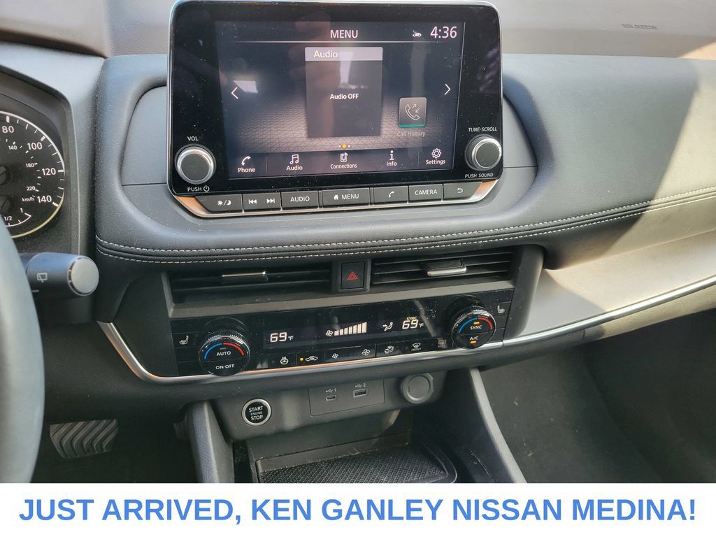 Certified 2023 Nissan Rogue SV w/ SV Premium B Package AWD/4WD image 10