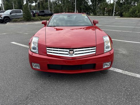 Used 2007 Cadillac XLR RWD image 8