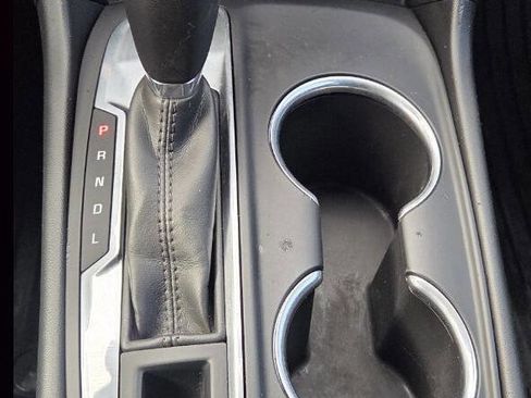 Used 2019 Chevrolet Equinox LT image 20