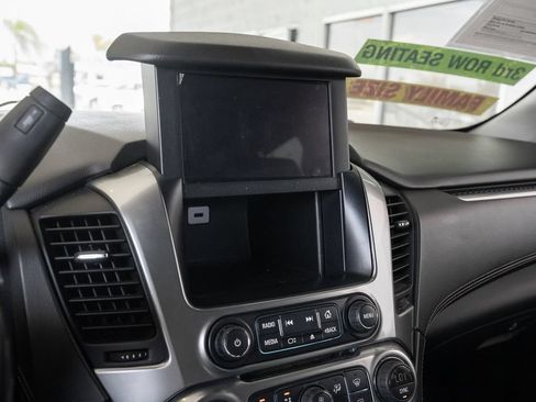 Used 2020 Chevrolet Tahoe LT RWD image 32
