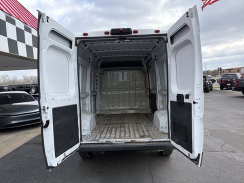 Used 2021 RAM ProMaster 1500 w/ Convenience Group image 3