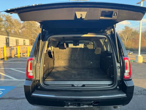 Used 2019 GMC Yukon XL Denali w/ Denali Ultimate Package image 23