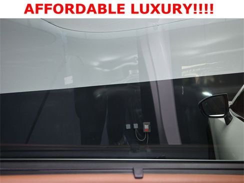 Used 2022 Nissan Pathfinder Platinum w/ Cargo Package image 15