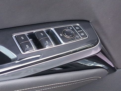 New 2026 Cadillac Escalade ESV 2WD w/ LPO, Floor Liner Package image 20