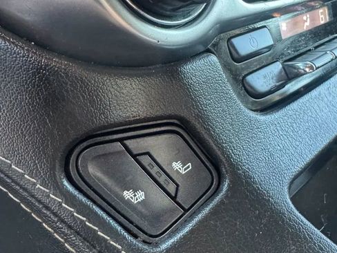 Used 2019 Chevrolet Tahoe LT image 18