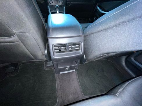 Used 2016 Ford Edge SEL FWD image 31