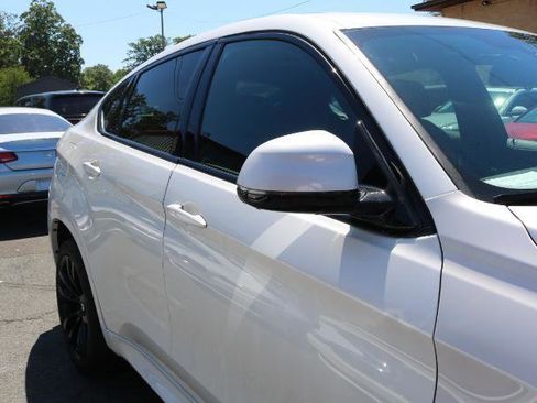 Used 2019 BMW X6 xDrive35i w/ M Sport Package AWD/4WD image 3