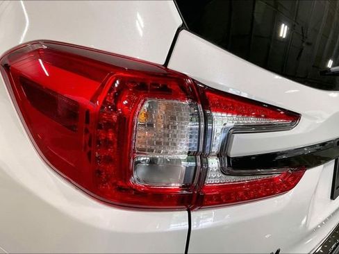 Used 2024 Subaru Ascent Onyx Edition AWD/4WD image 31