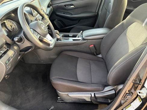 Certified 2024 Nissan Sentra SV FWD image 28