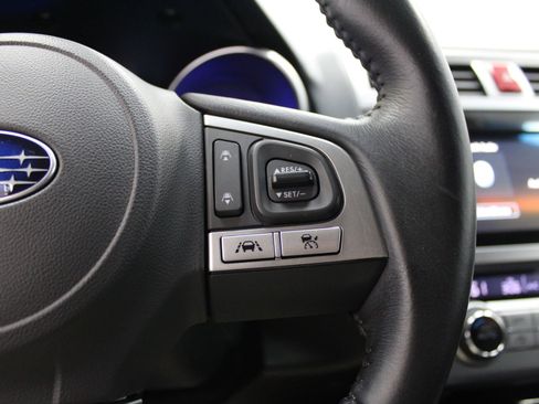 Used 2017 Subaru Outback 2.5i Limited image 37