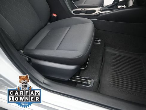 Used 2024 Toyota Corolla LE image 17