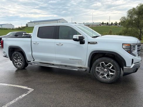 Used 2026 GMC Sierra 1500 SLT w/ SLT Premium Package AWD/4WD image 3