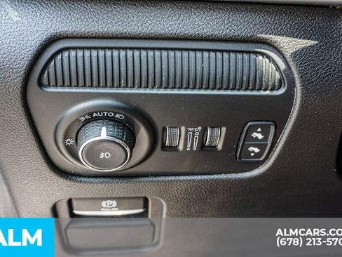 Used 2023 Jeep Wagoneer Series II image 48