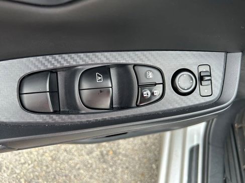 Used 2022 Nissan Sentra SV FWD image 17