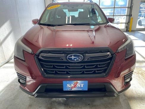 Used 2022 Subaru Forester Limited image 4