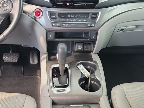 Used 2019 Honda Ridgeline RTL-T image 19