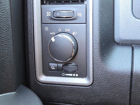 Used 2015 RAM 1500 Tradesman w/ Popular Equipment Group image 24