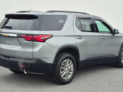 Used 2023 Chevrolet Traverse LT image 31