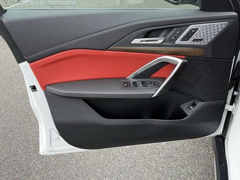 Used 2025 BMW X1 xDrive28i w/ Convenience Package image 19