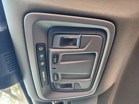 New 2026 Chevrolet Silverado 1500 W/T w/ WT Value Package image 25