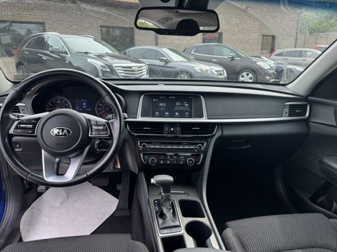Used 2019 Kia Optima LX w/ LX Premium Package image 12