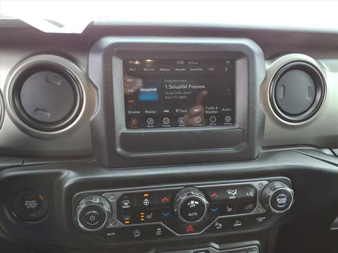 Used 2021 Jeep Wrangler Unlimited Sport AWD/4WD image 19