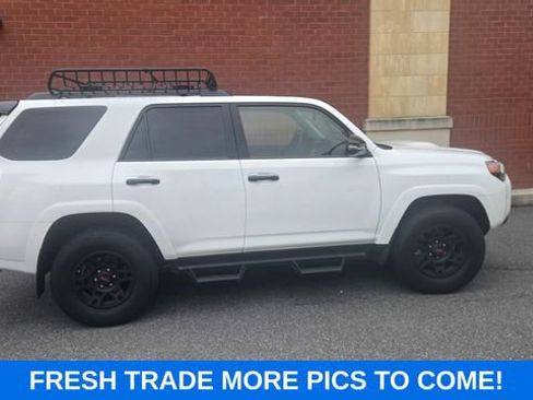 Used 2021 Toyota 4Runner Venture w/ Moonroof Package AWD/4WD image 1