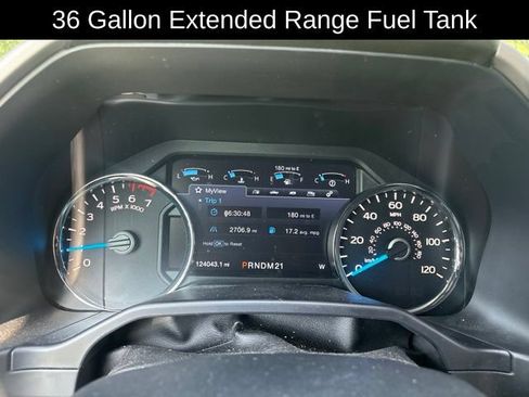 Used 2017 Ford F150 Lariat w/ Equipment Group 502A Luxury AWD/4WD image 14