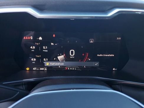 New 2026 GMC Canyon Elevation w/ Convenience Package image 32