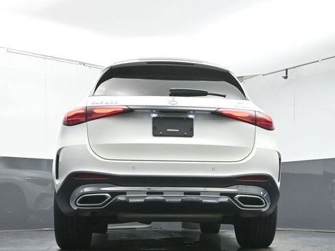 Used 2024 Mercedes-Benz GLC 300 4MATIC image 37