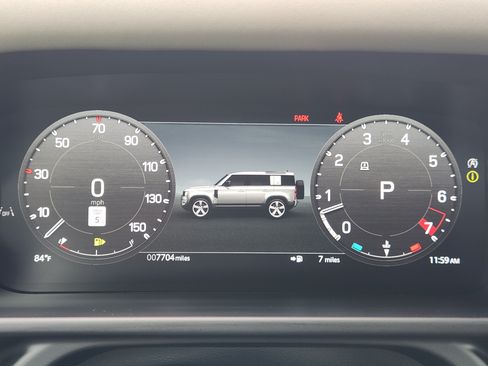 Used 2026 Land Rover Defender 110 X-Dynamic SE AWD/4WD image 16