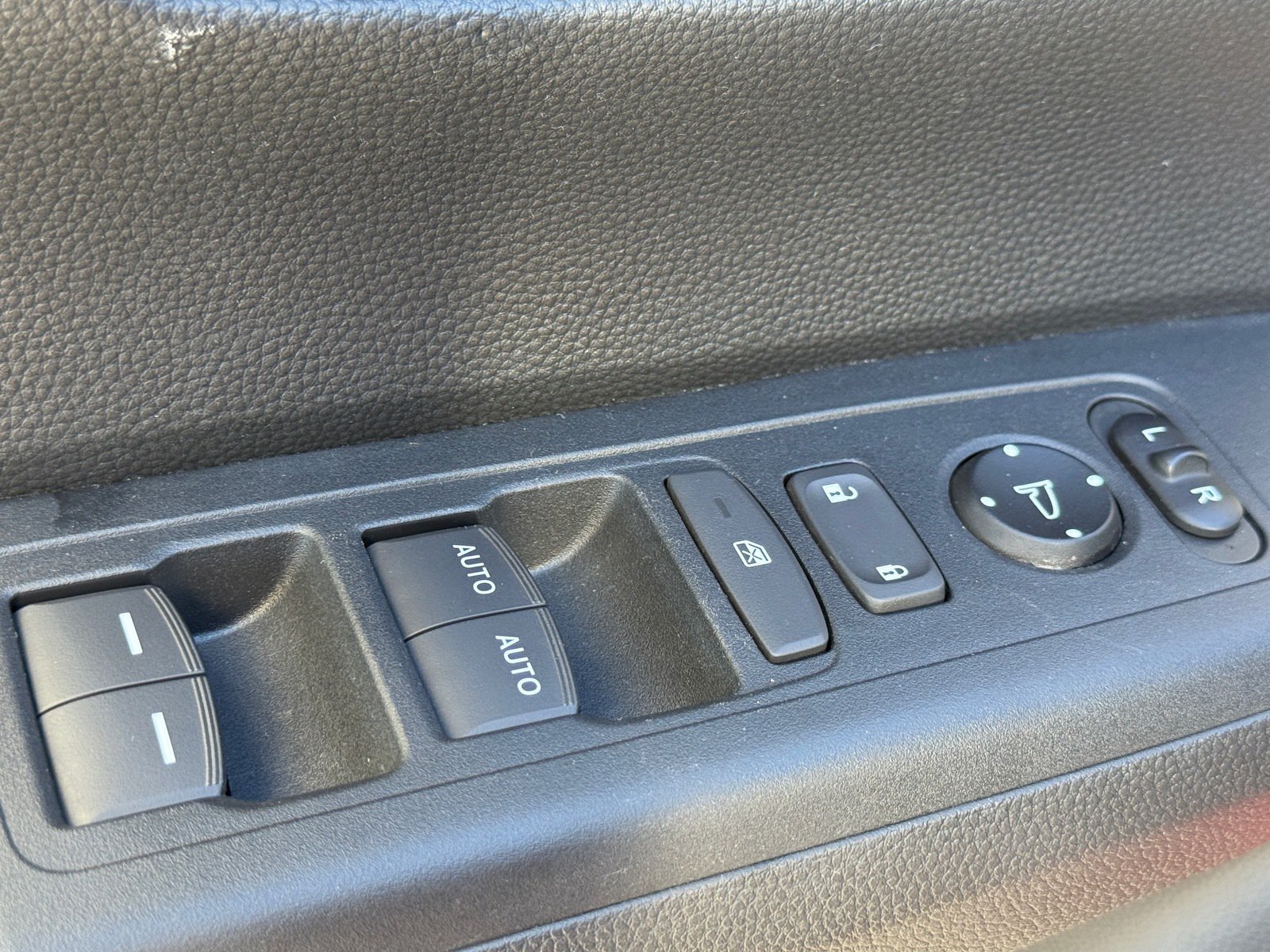 Used 2025 Honda CR-V Sport image 43