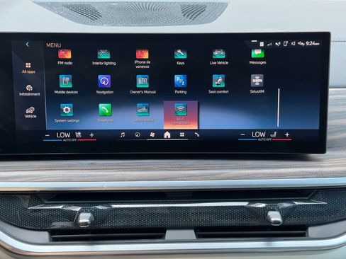 Used 2024 BMW X5 sDrive40i w/ Premium Package RWD image 27