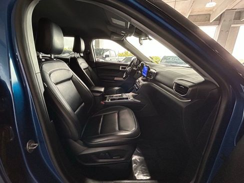 Used 2021 Ford Explorer XLT w/ Equipment Group 202A image 25