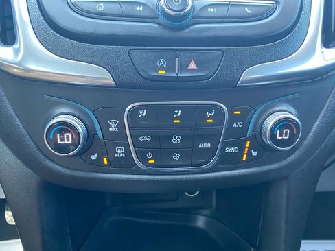 Certified 2022 Chevrolet Equinox LT AWD/4WD image 27