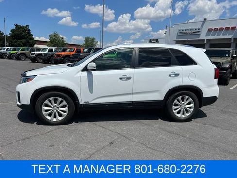 Used 2014 Kia Sorento EX w/ EX V6 Touring Package AWD/4WD image 2